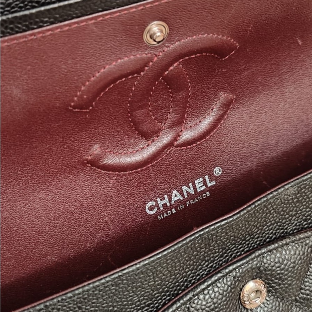Chanel Black and Burgundy Leather Shoulder Bag - Picture 8 of 13